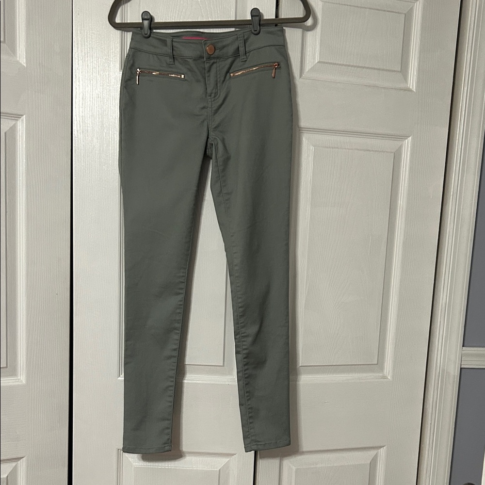 Tinseltown Sage Skinny Pants